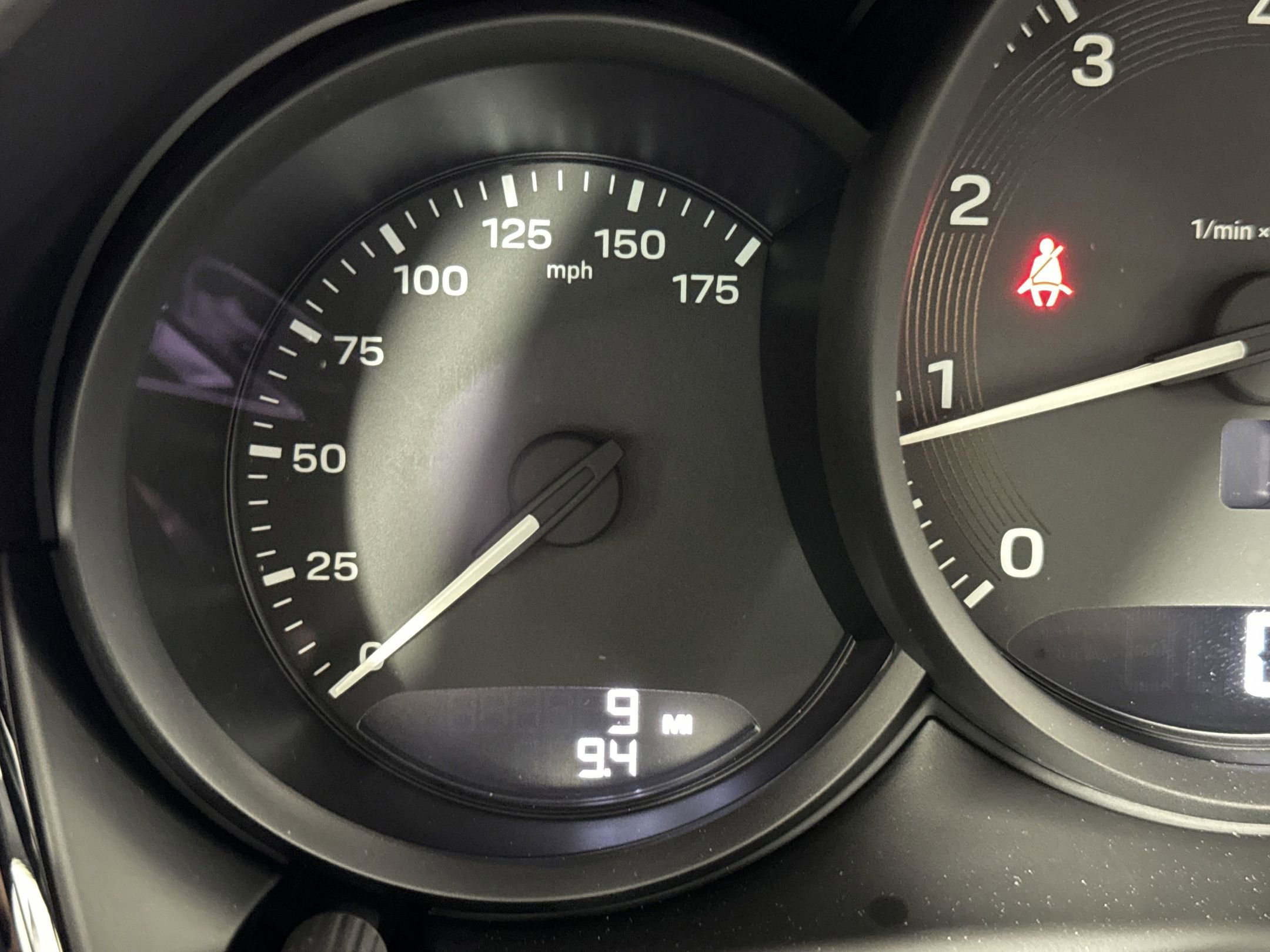 Certified 2025 Porsche Macan image 20