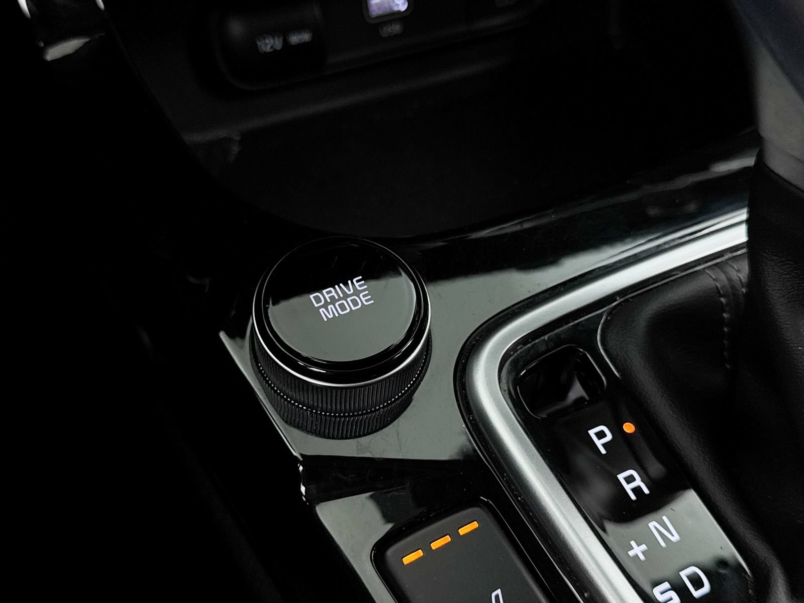 Certified 2024 Kia Seltos EX FWD image 9