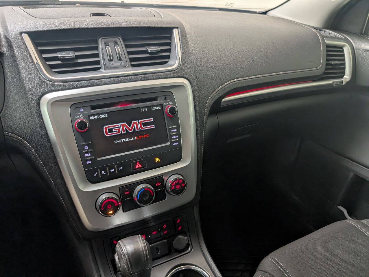 Used 2015 GMC Acadia SLE FWD image 10