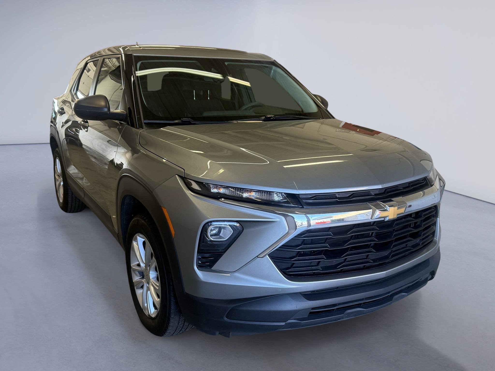 Used 2025 Chevrolet TrailBlazer LS w/ LS Convenience Package