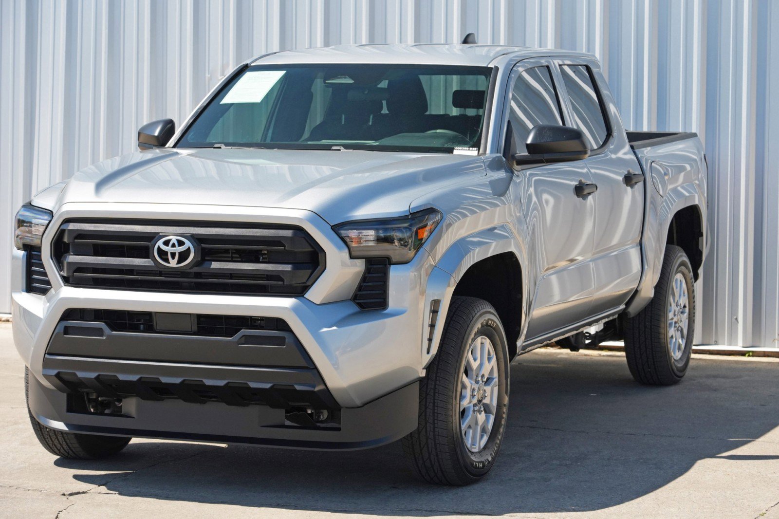 Used 2024 Toyota Tacoma SR image 42