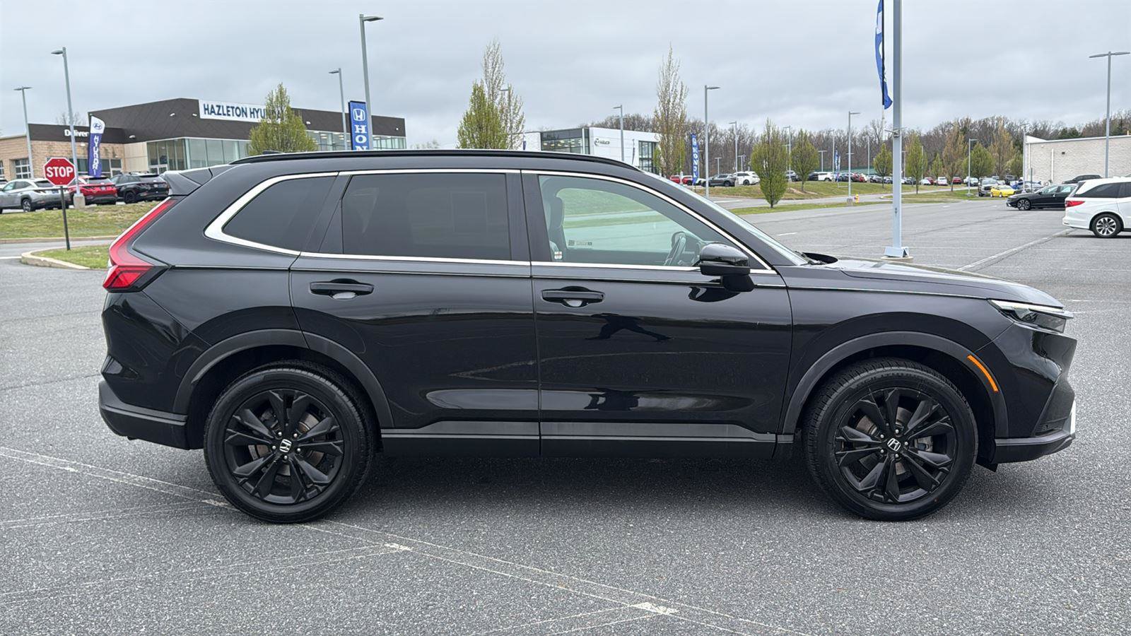 Certified 2024 Honda CR-V Sport Touring image 4