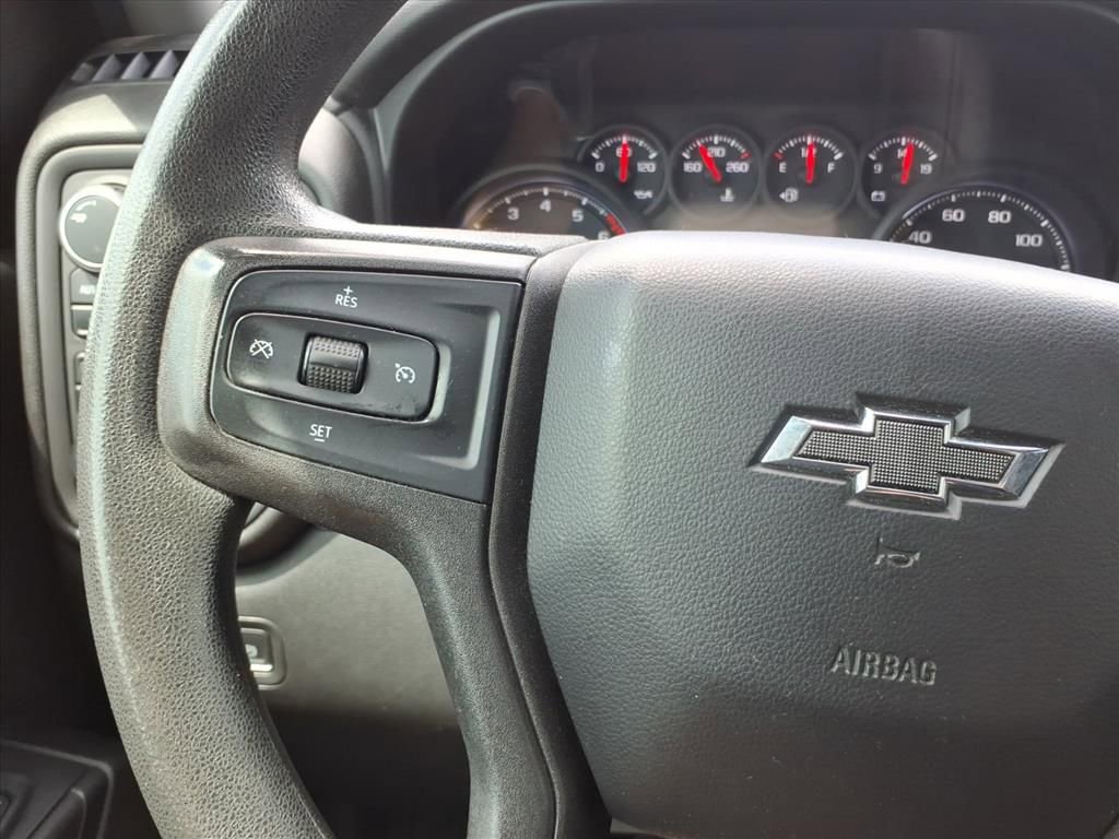 Used 2019 Chevrolet Silverado 1500 Custom Trail Boss AWD/4WD image 25