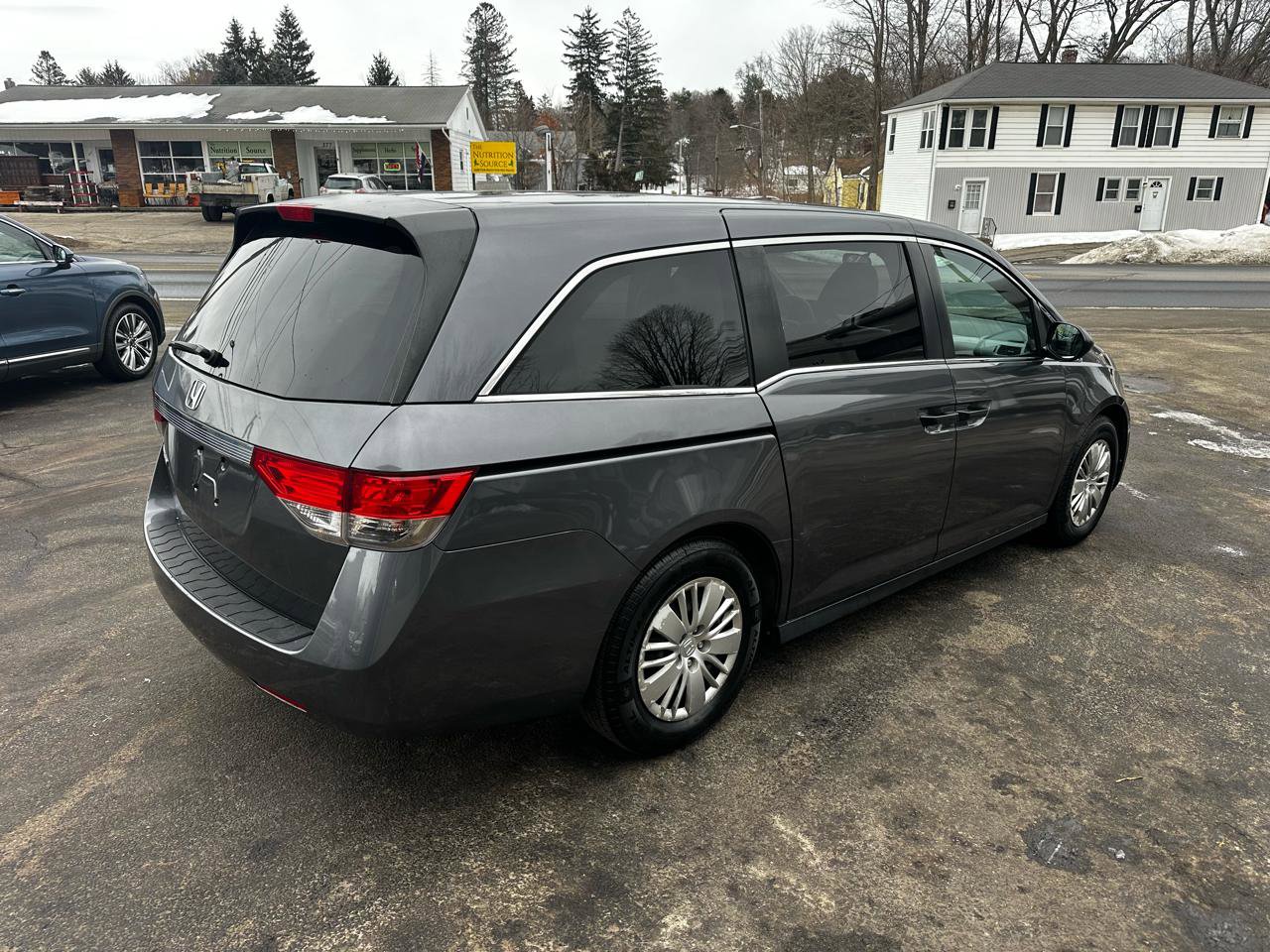 Used 2017 Honda Odyssey LX image 5