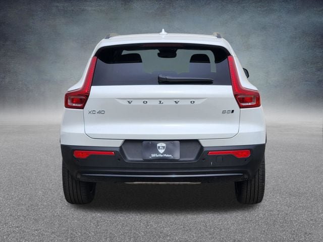 New 2026 Volvo XC40 B5 Plus w/ Protection Package Premier AWD/4WD image 6