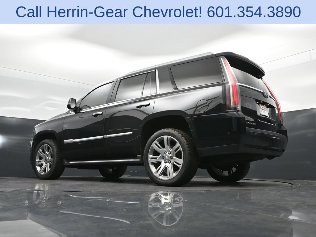 Used 2019 Cadillac Escalade Premium Luxury AWD/4WD image 41