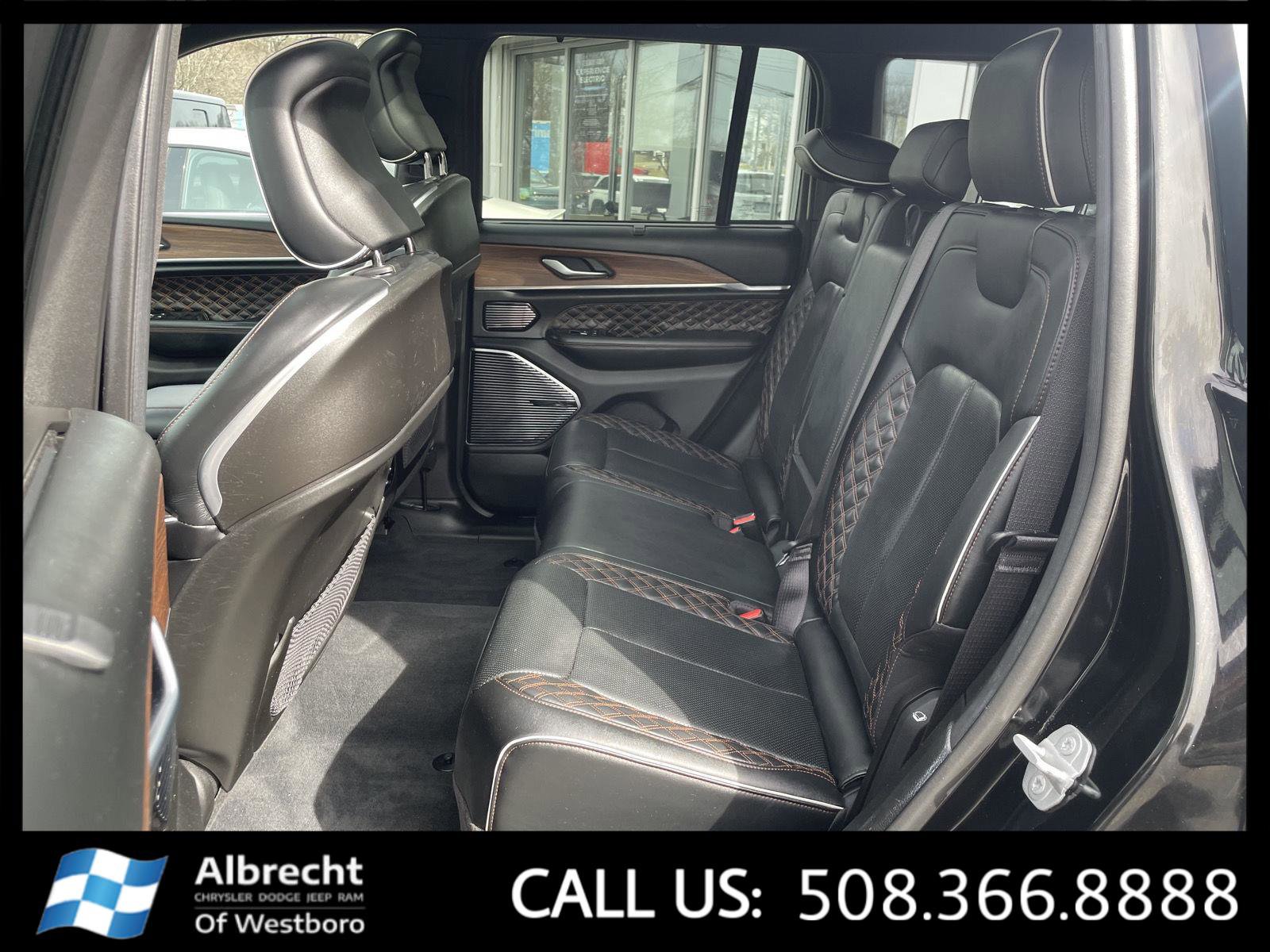 Used 2023 Jeep Grand Cherokee Summit w/ Adv Protech Group IV image 13