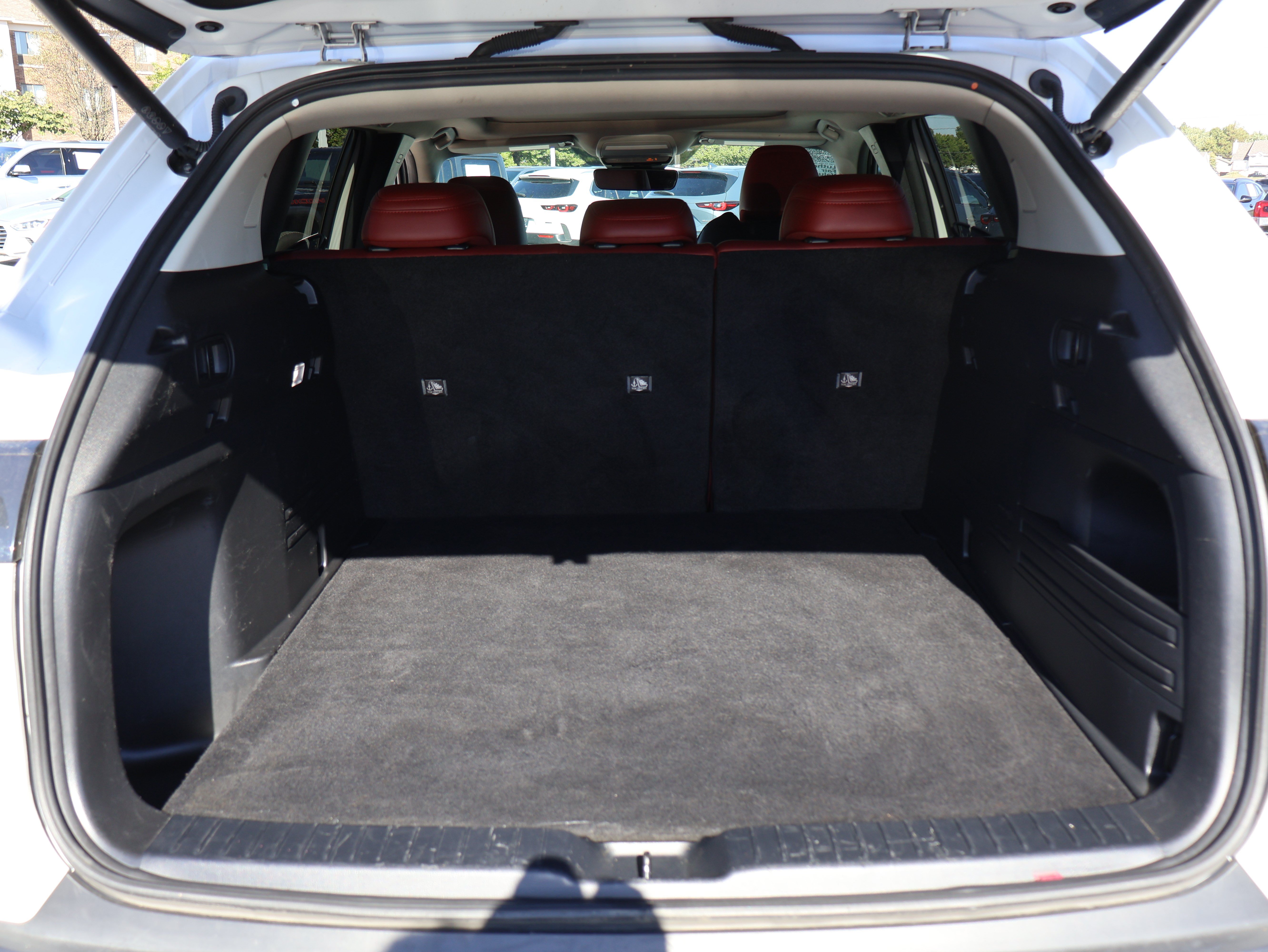 Used 2025 MAZDA CX-50 AWD 2.5 Hybrid w/ Premium Pkg image 8