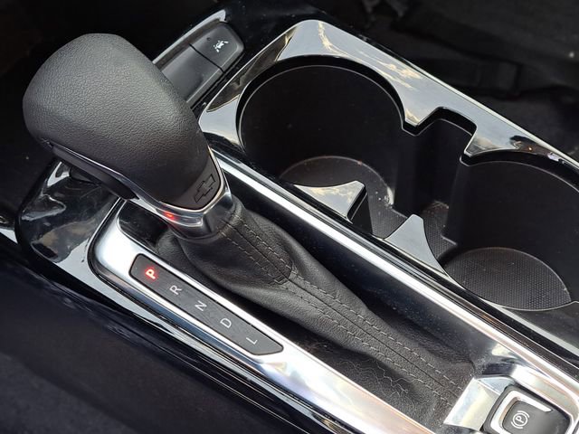 Used 2025 Chevrolet Trax LT w/ Driver Confidence Package image 10