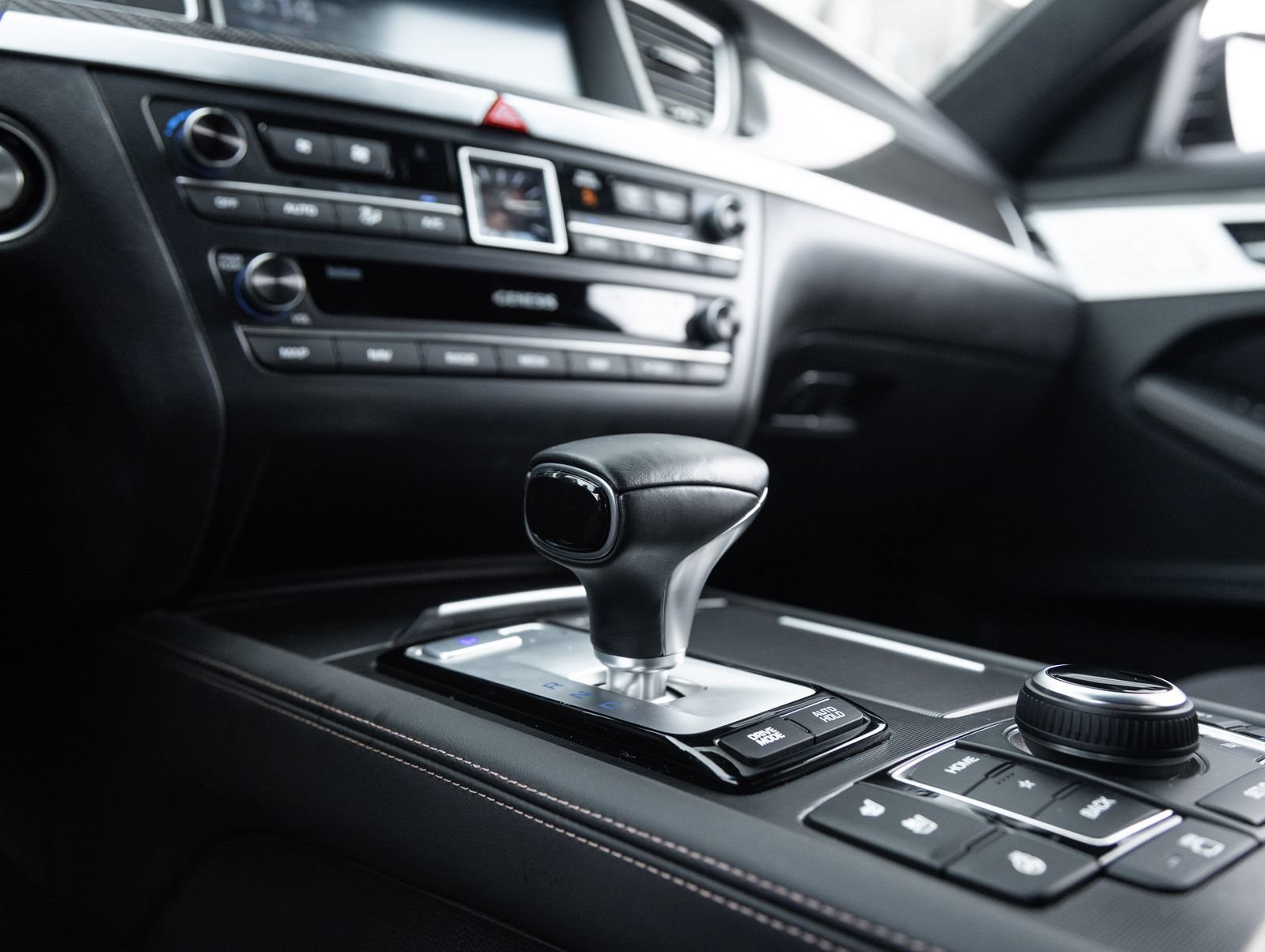 Used 2020 Genesis G80 3.3T Sport RWD image 28
