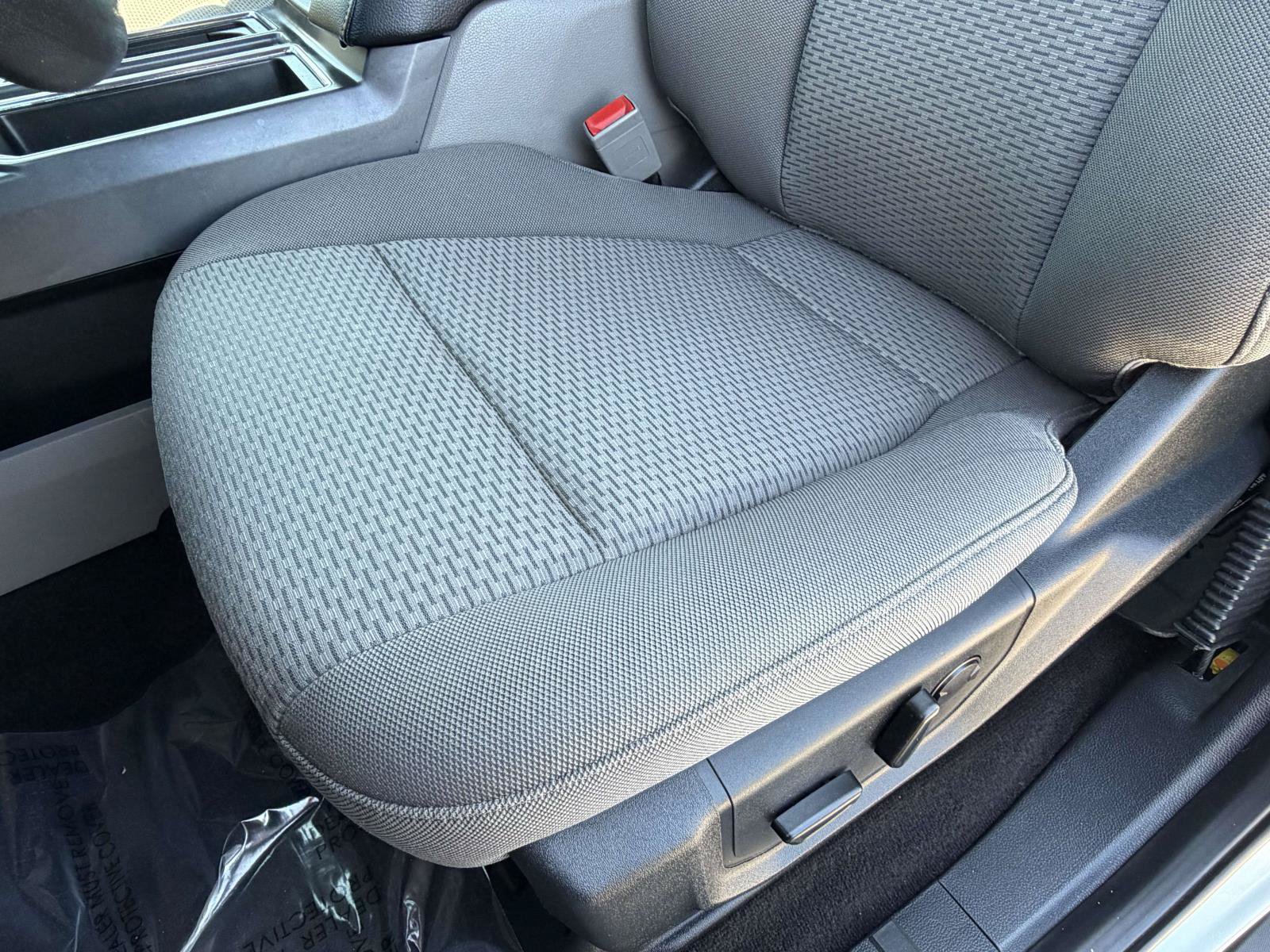 Used 2019 Ford F150 XLT w/ Equipment Group 302A Luxury AWD/4WD image 23