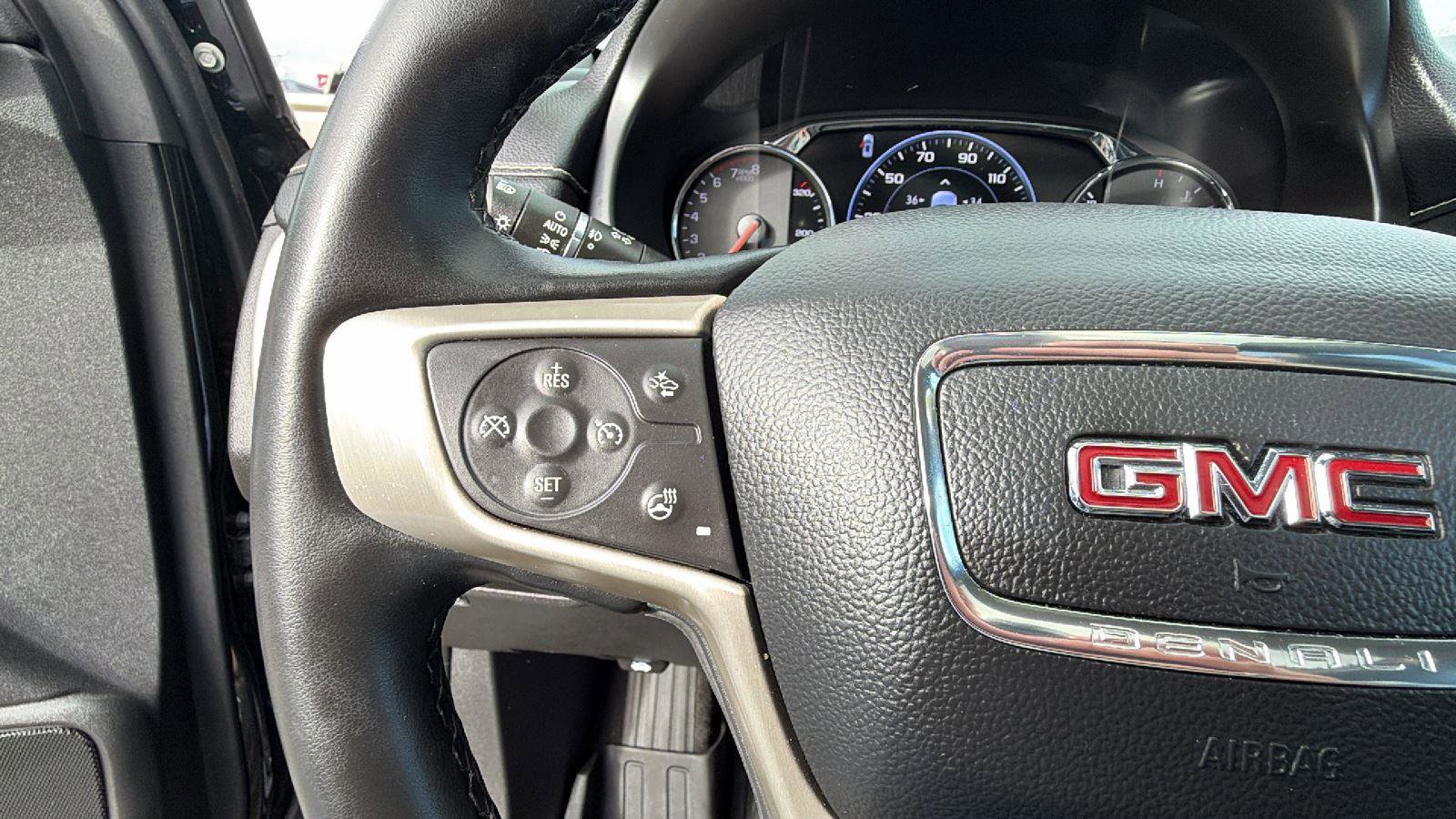 Used 2023 GMC Terrain Denali image 12