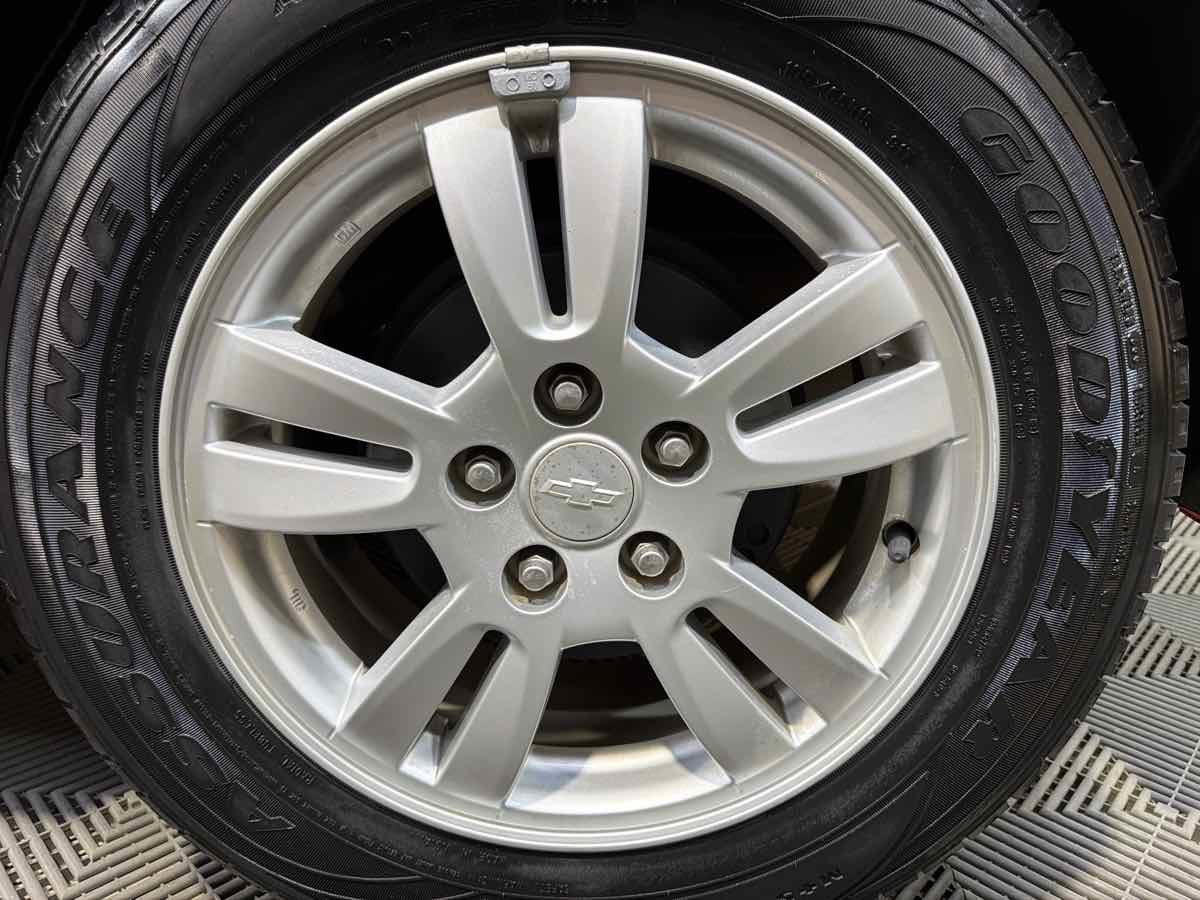 Used 2014 Chevrolet Sonic LT image 31