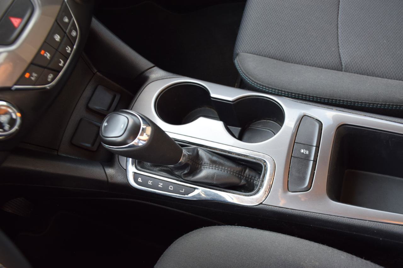 Used 2017 Chevrolet Cruze LT FWD image 20