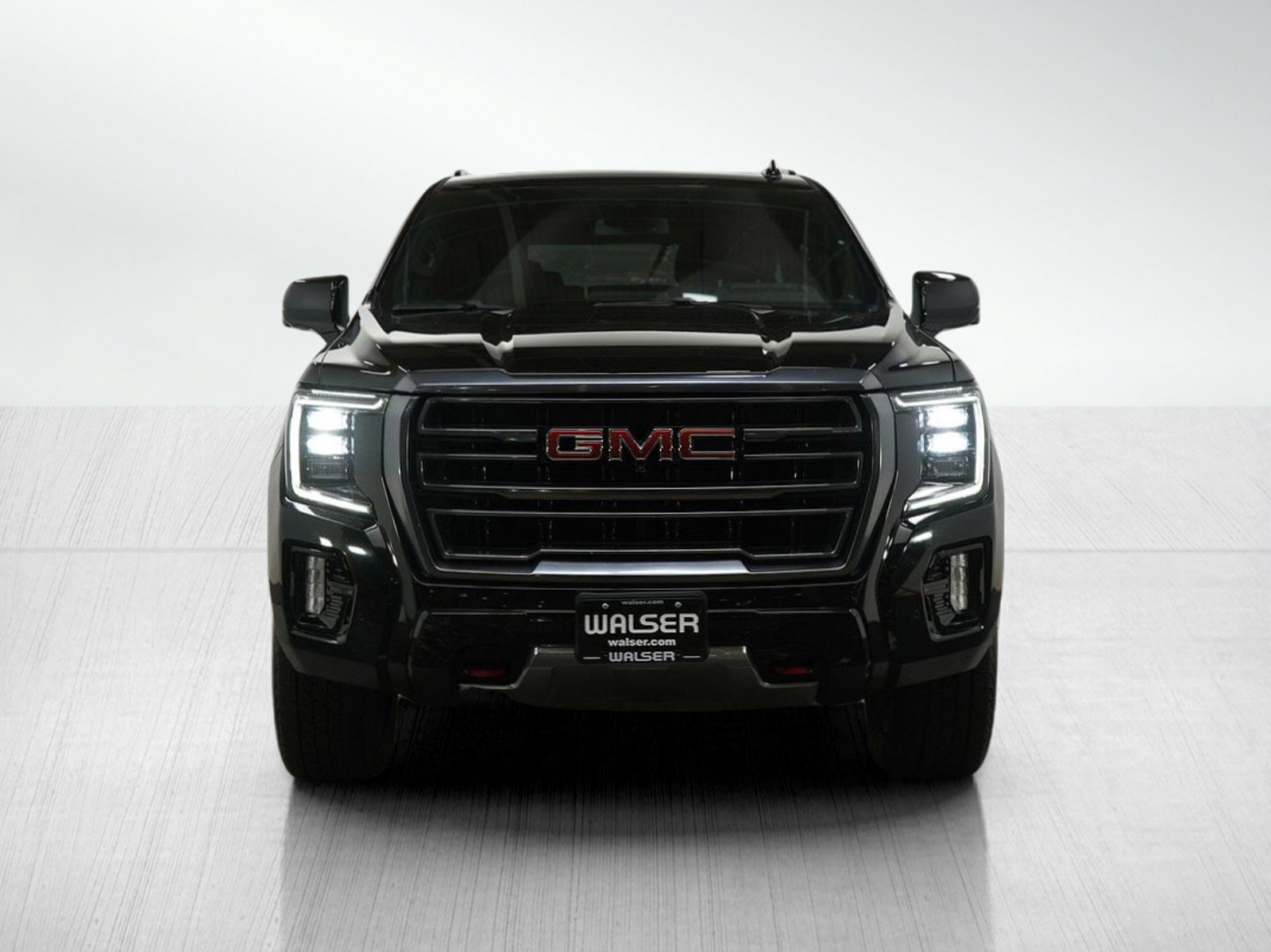 Used 2023 GMC Yukon XL AT4 w/ AT4 Premium Package image 9