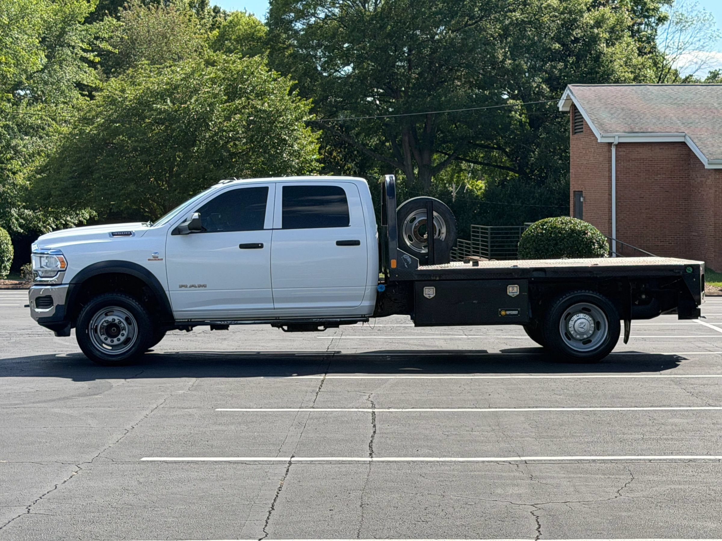 Used 2021 RAM 4500 Tradesman w/ Chrome Appearance Group AWD/4WD image 2