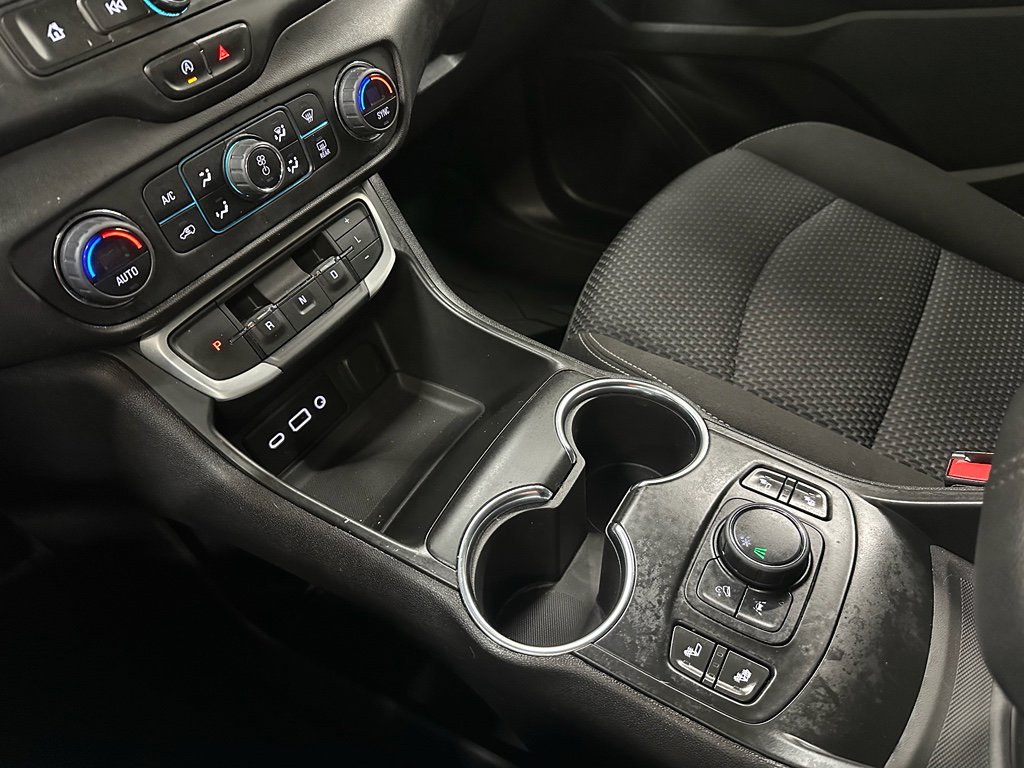 Certified 2022 GMC Terrain SLE w/ Driver Convenience Package image 29