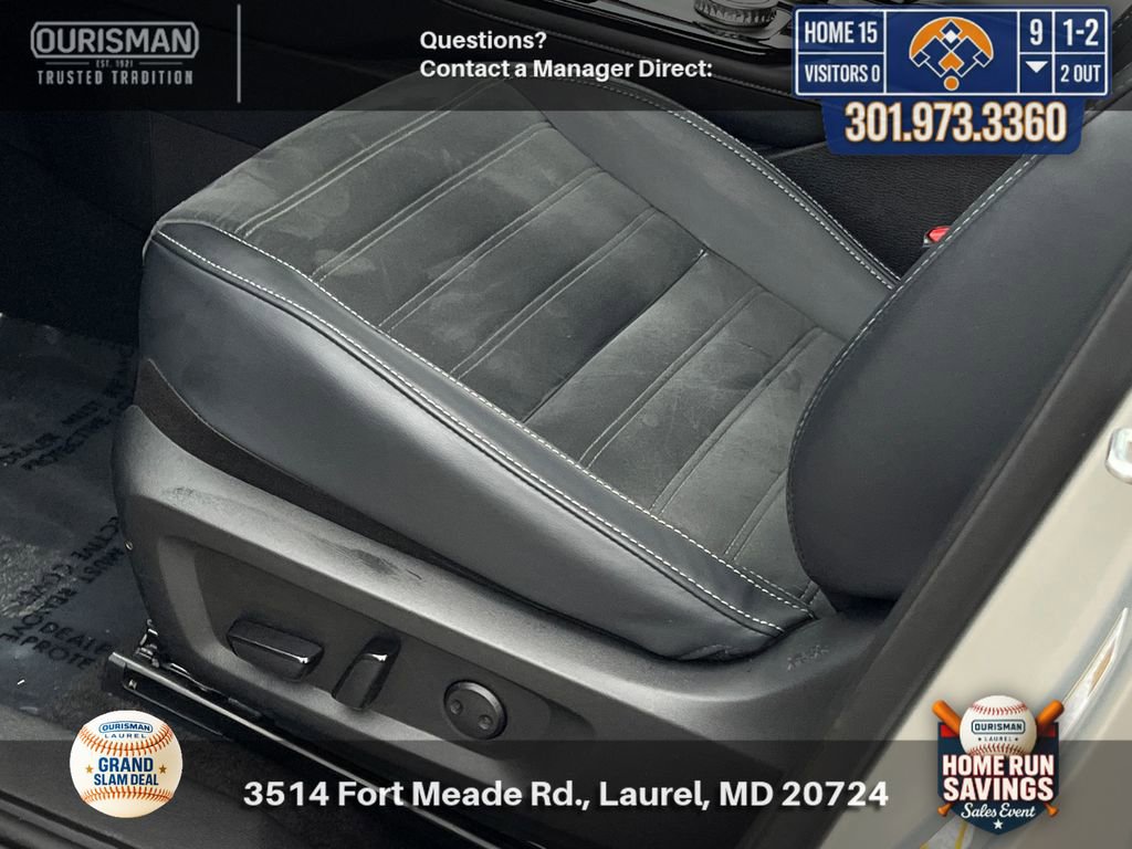 Used 2025 Mitsubishi Outlander SE AWD/4WD image 8