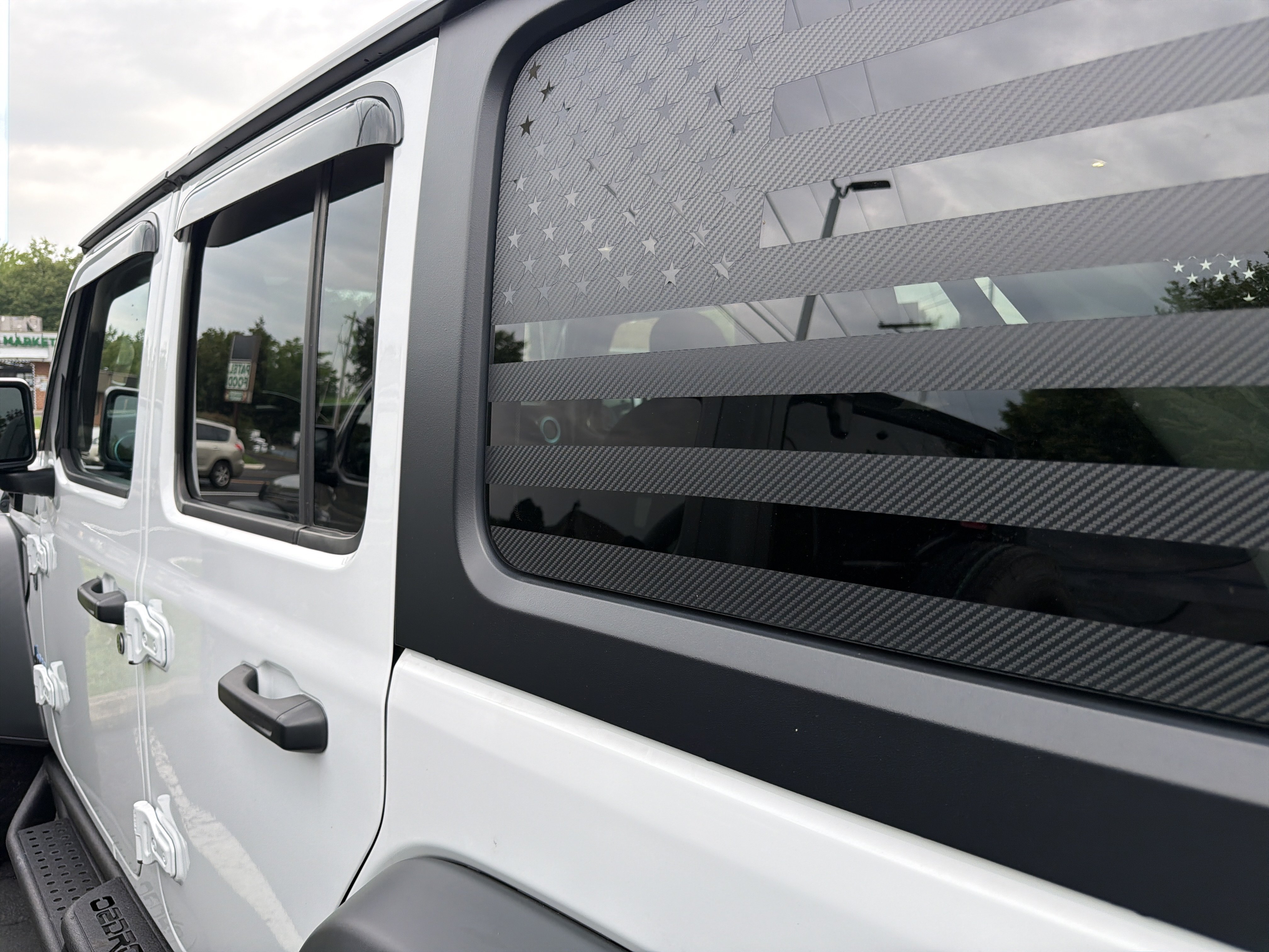 Used 2023 Jeep Wrangler Unlimited w/ Cold Weather Group AWD/4WD image 11