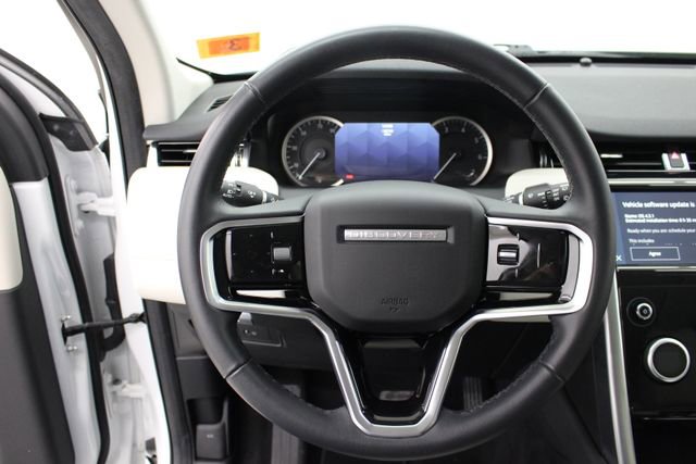 Used 2023 Land Rover Discovery Sport SE image 12