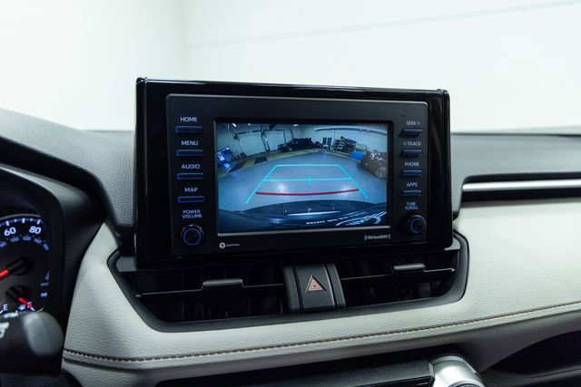 Used 2022 Toyota RAV4 XLE FWD image 17