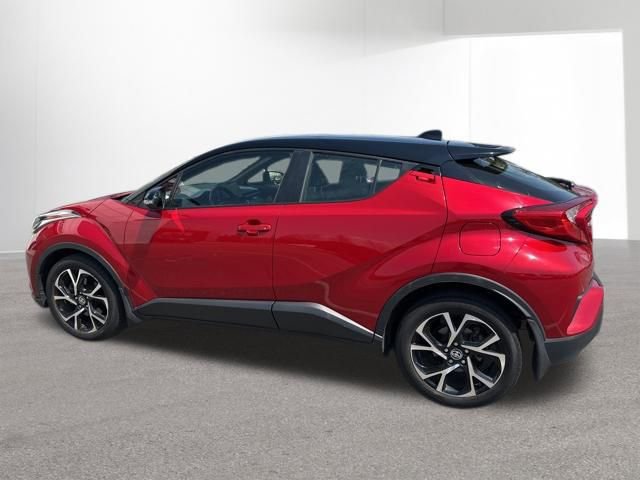 Used 2020 Toyota C-HR XLE FWD image 14