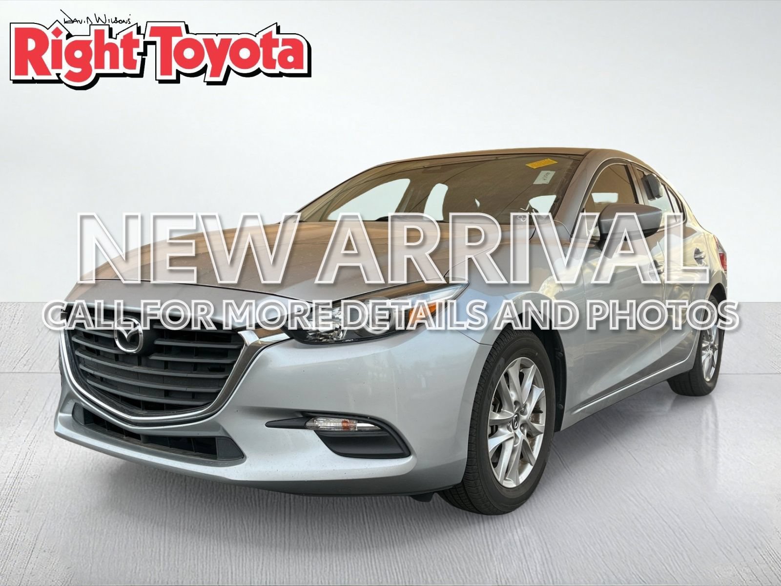 Used 2018 MAZDA MAZDA3 Sport FWD image 1