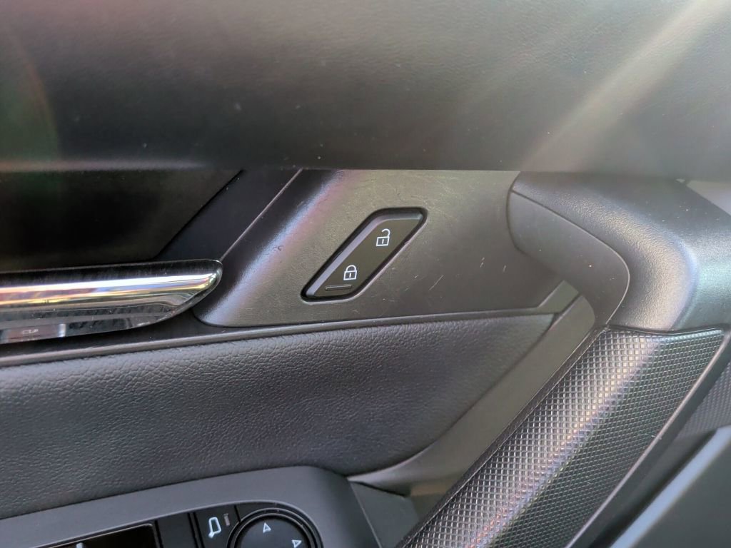 Used 2024 MAZDA CX-50 AWD 2.5 S w/ Cargo Package image 16