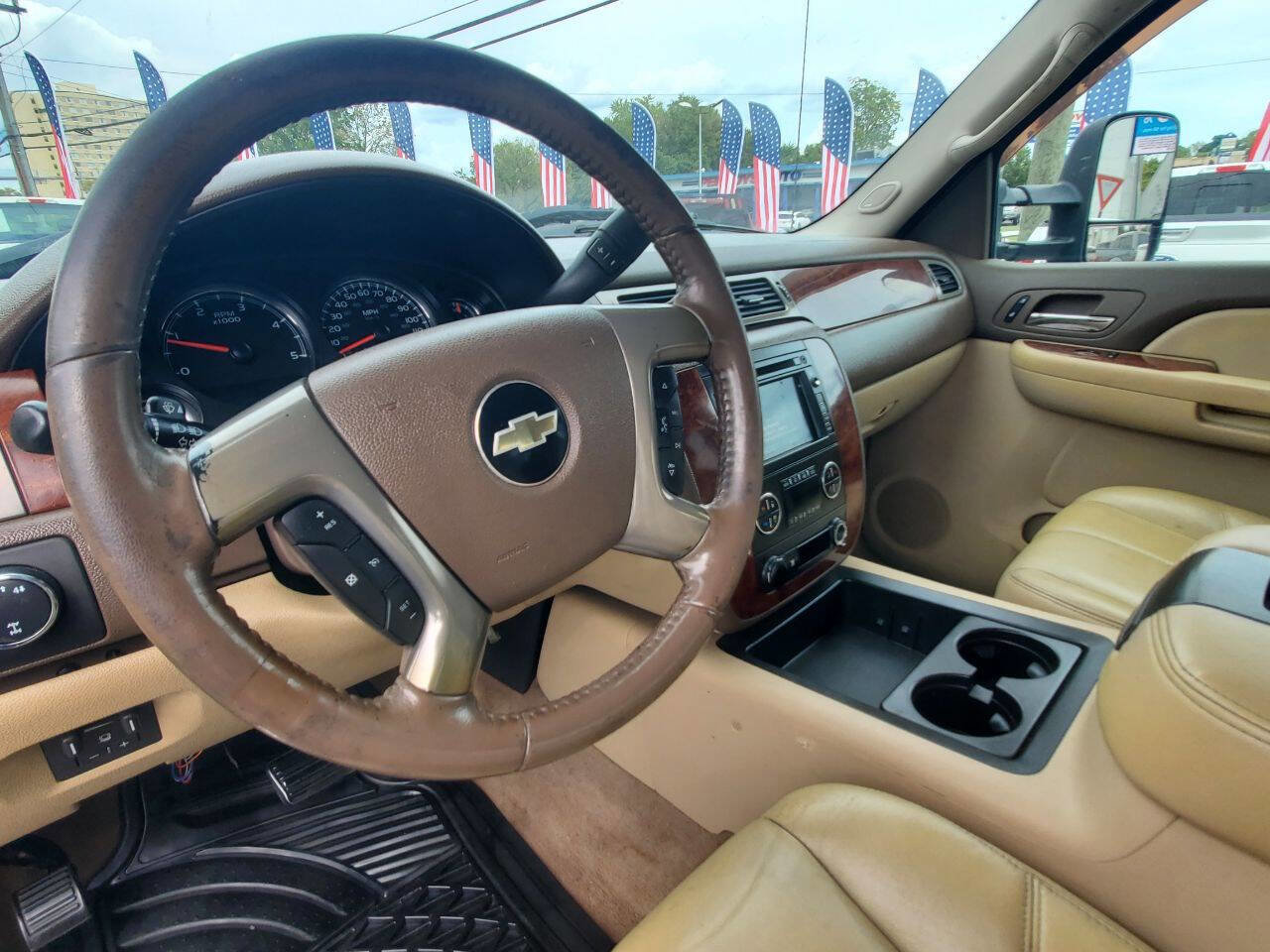 Used 2009 Chevrolet Silverado 2500 LTZ w/ Suspension Package, Off-Road image 5