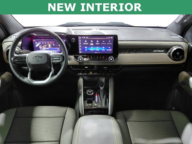 Certified 2024 Chevrolet Colorado ZR2 w/ ZR2 Convenience Package III image 2