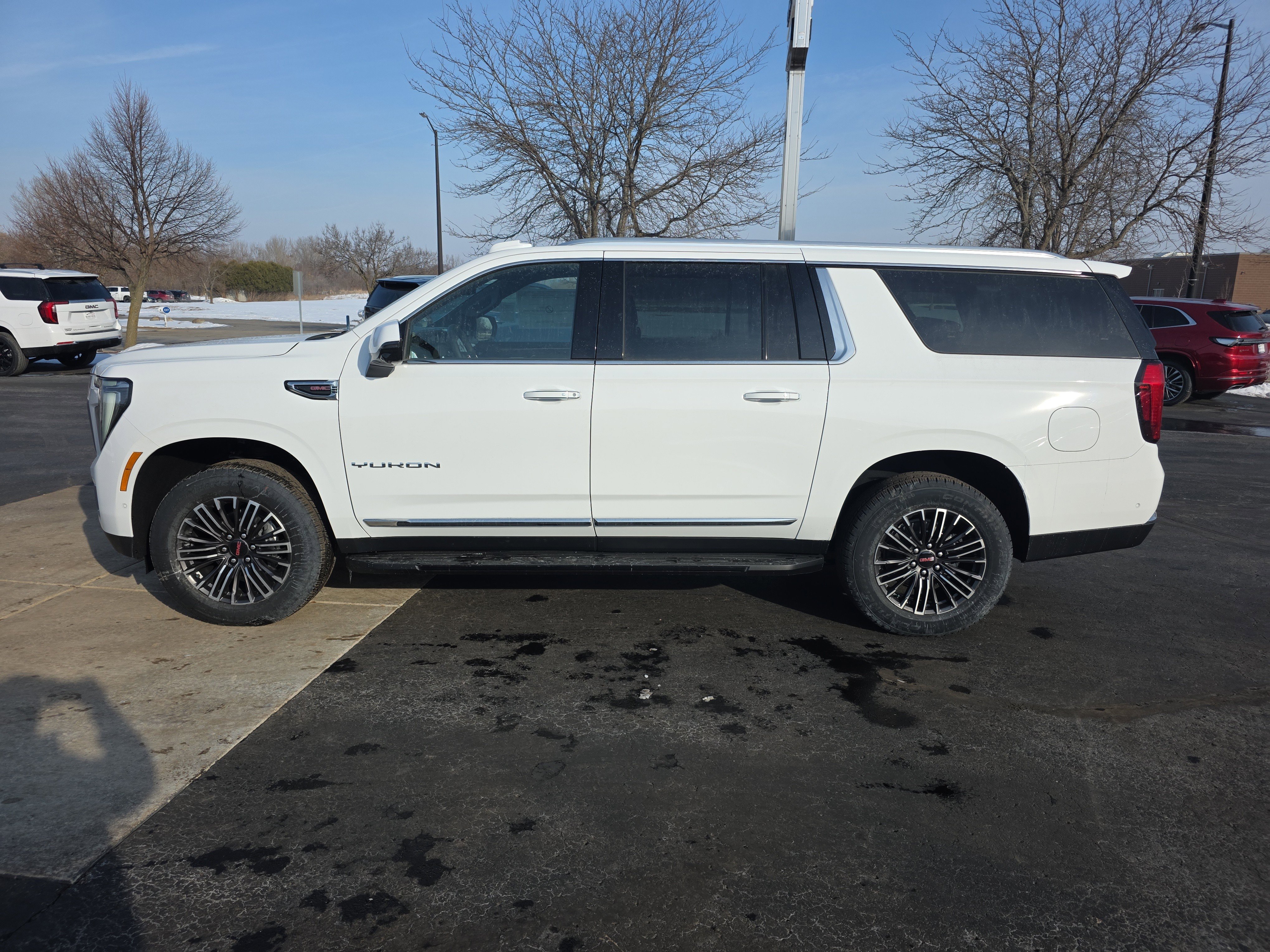 New 2026 GMC Yukon XL Elevation w/ LPO, Floor Liner Package image 29