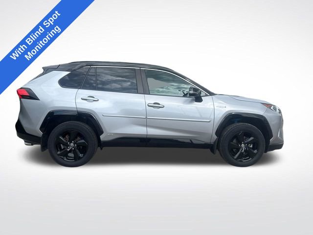 Used 2021 Toyota RAV4 XSE AWD/4WD image 2