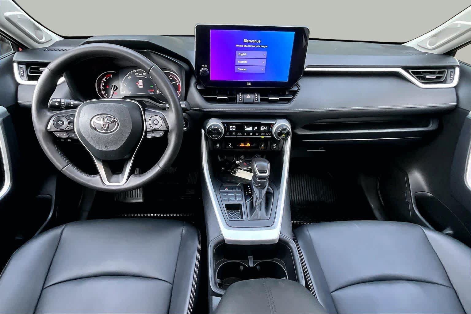 Used 2025 Toyota RAV4 XLE Premium AWD/4WD image 15