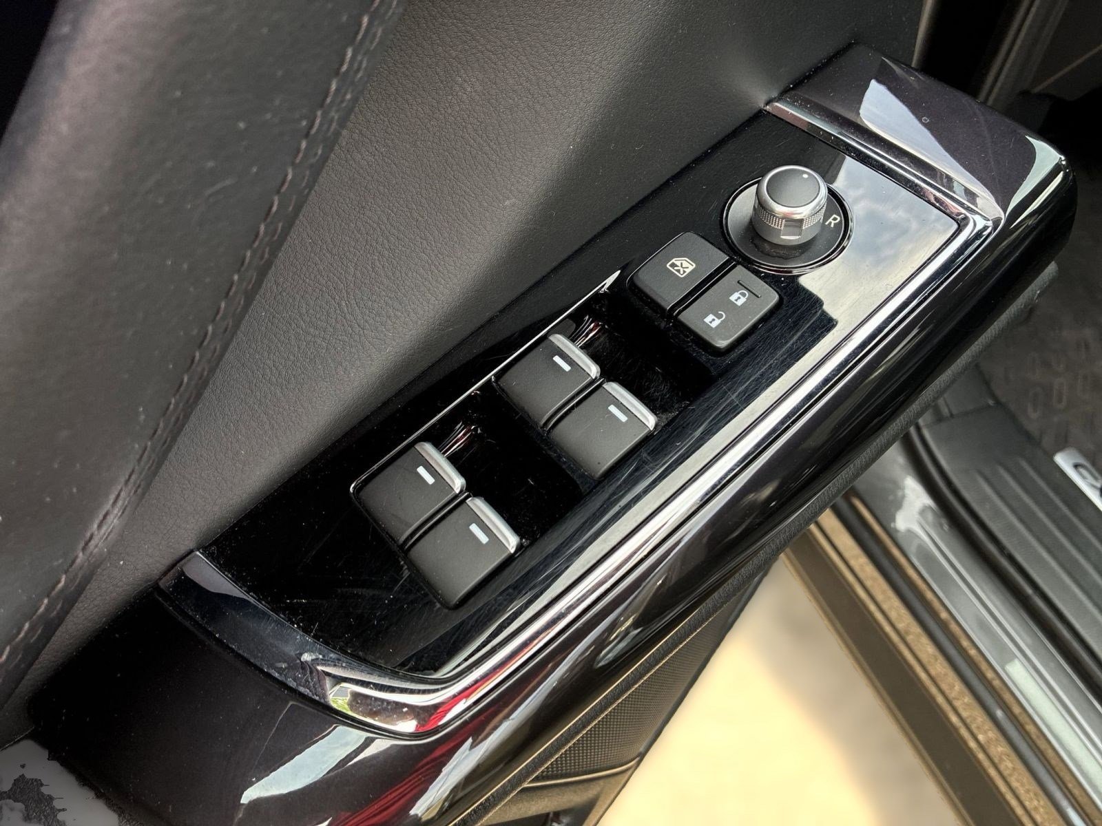 Used 2018 MAZDA CX-9 Grand Touring image 3