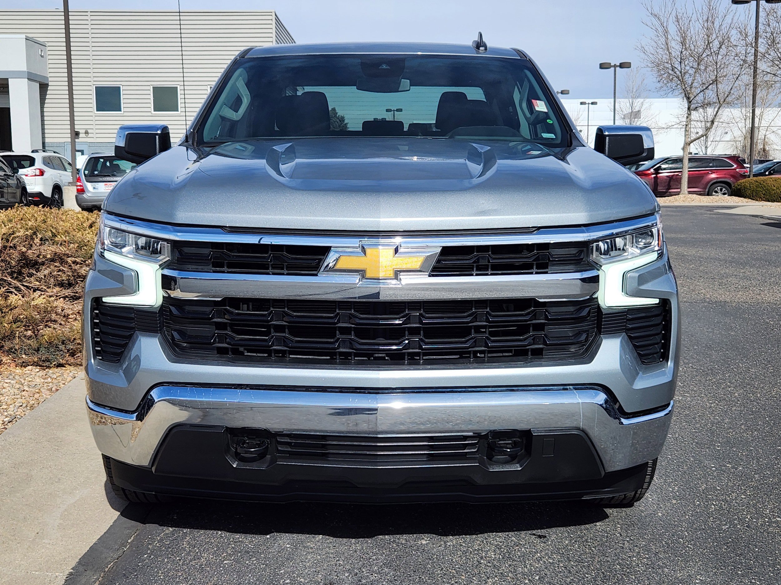 Used 2025 Chevrolet Silverado 1500 LT AWD/4WD image 6