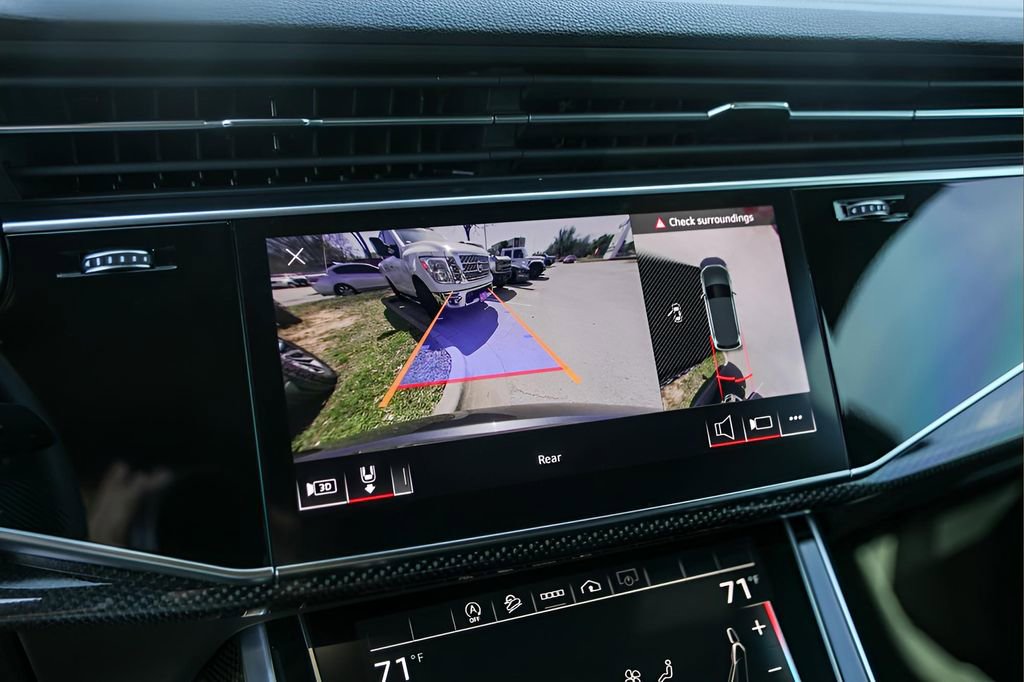 Used 2023 Audi SQ7 Premium Plus AWD/4WD image 17