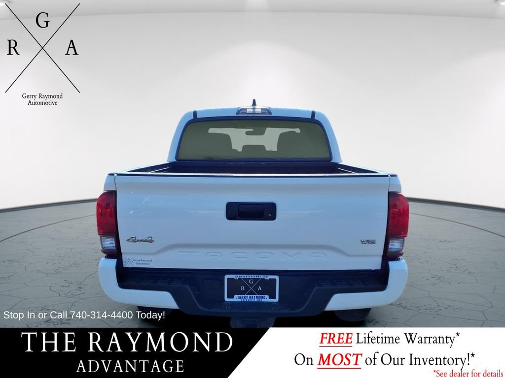 Used 2022 Toyota Tacoma SR AWD/4WD image 4