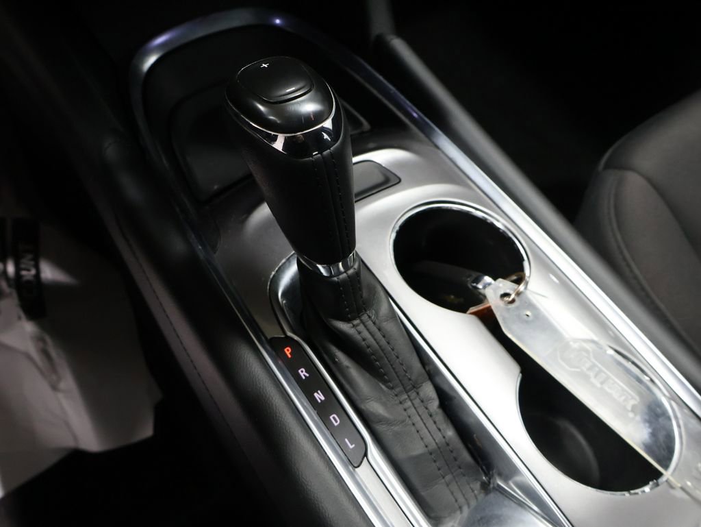 Used 2016 Chevrolet Malibu LT image 31