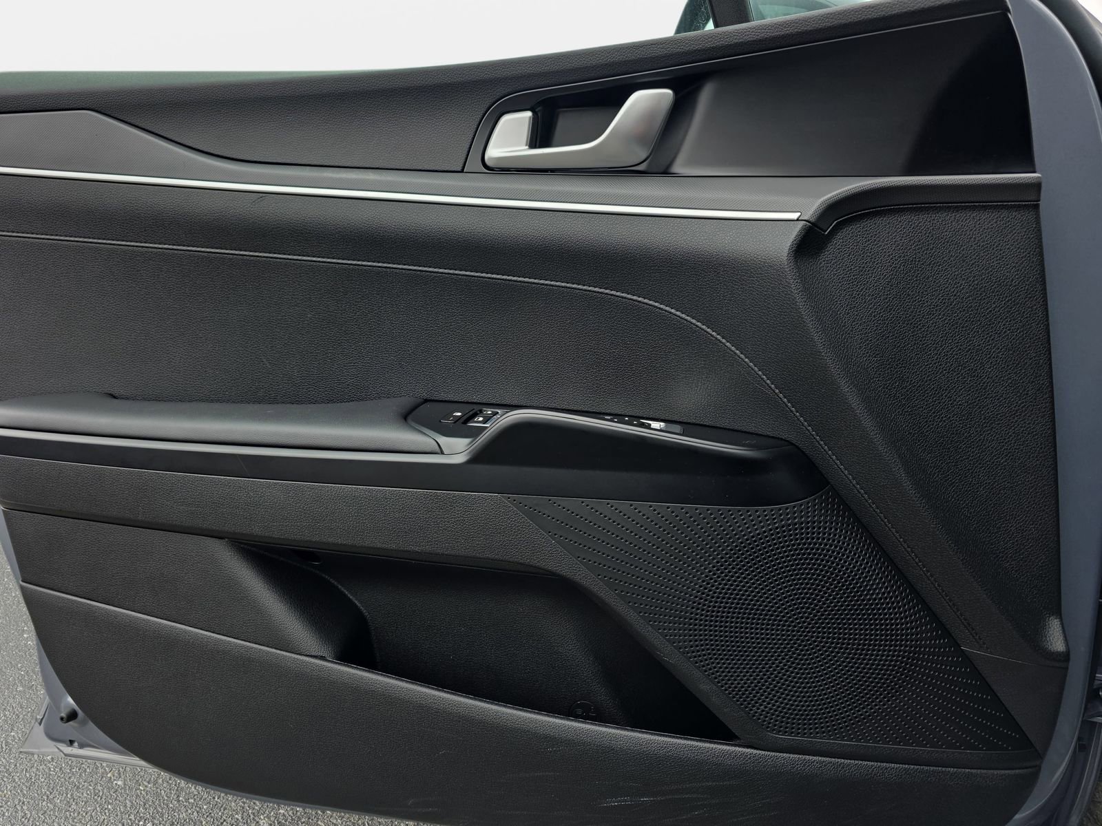 Used 2023 Kia K5 LXS image 26