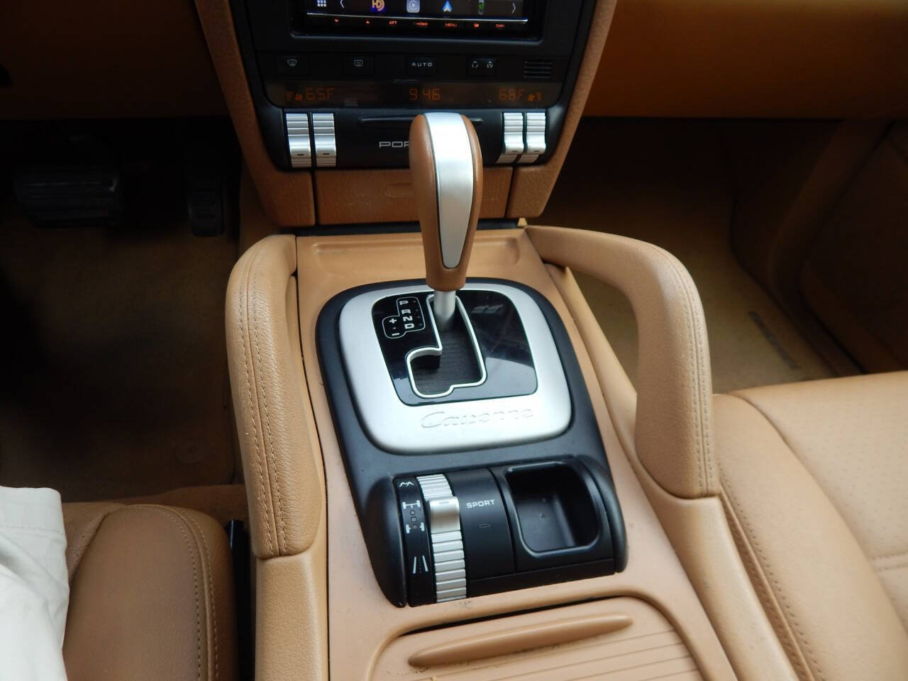 Used 2009 Porsche Cayenne AWD/4WD image 25