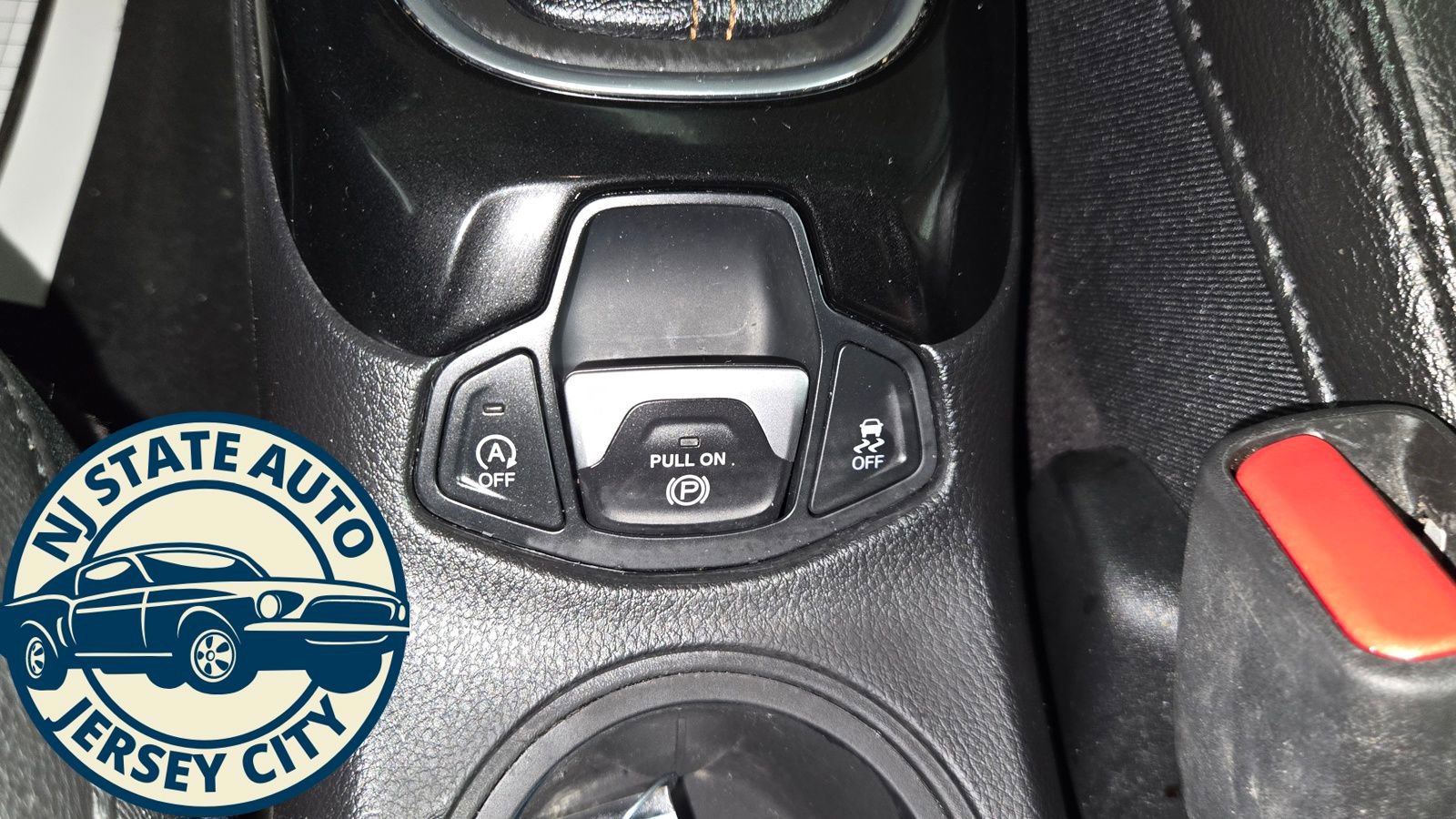 Used 2021 Jeep Compass Limited w/ Sun and Sound Group image 17