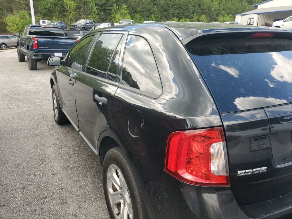 Used 2014 Ford Edge SE w/ Equipment Group 101A AWD/4WD image 9