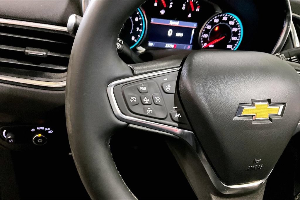 Used 2024 Chevrolet Equinox LT AWD/4WD image 23