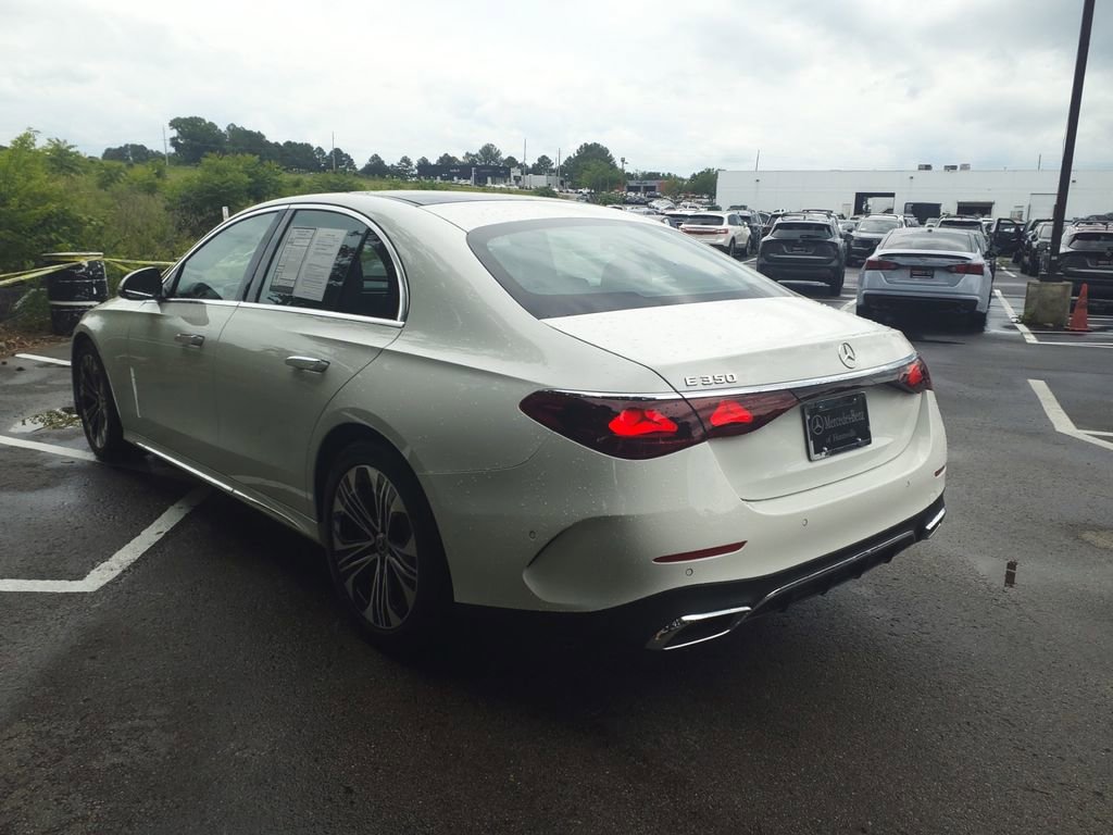 Used 2025 Mercedes-Benz E 350 Sedan image 5