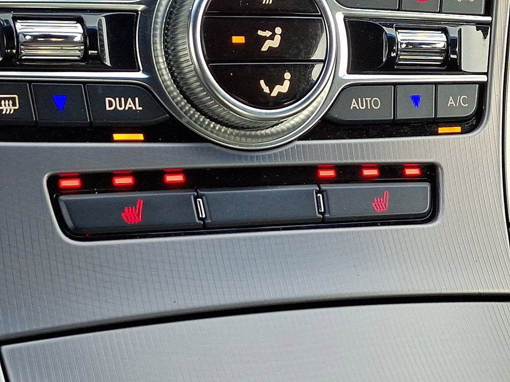 Certified 2020 Lincoln MKZ AWD w/ Convenience Package image 25