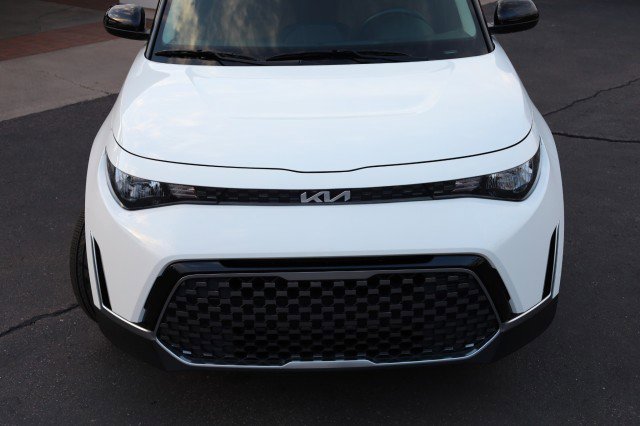 Used 2025 Kia Soul EX image 9