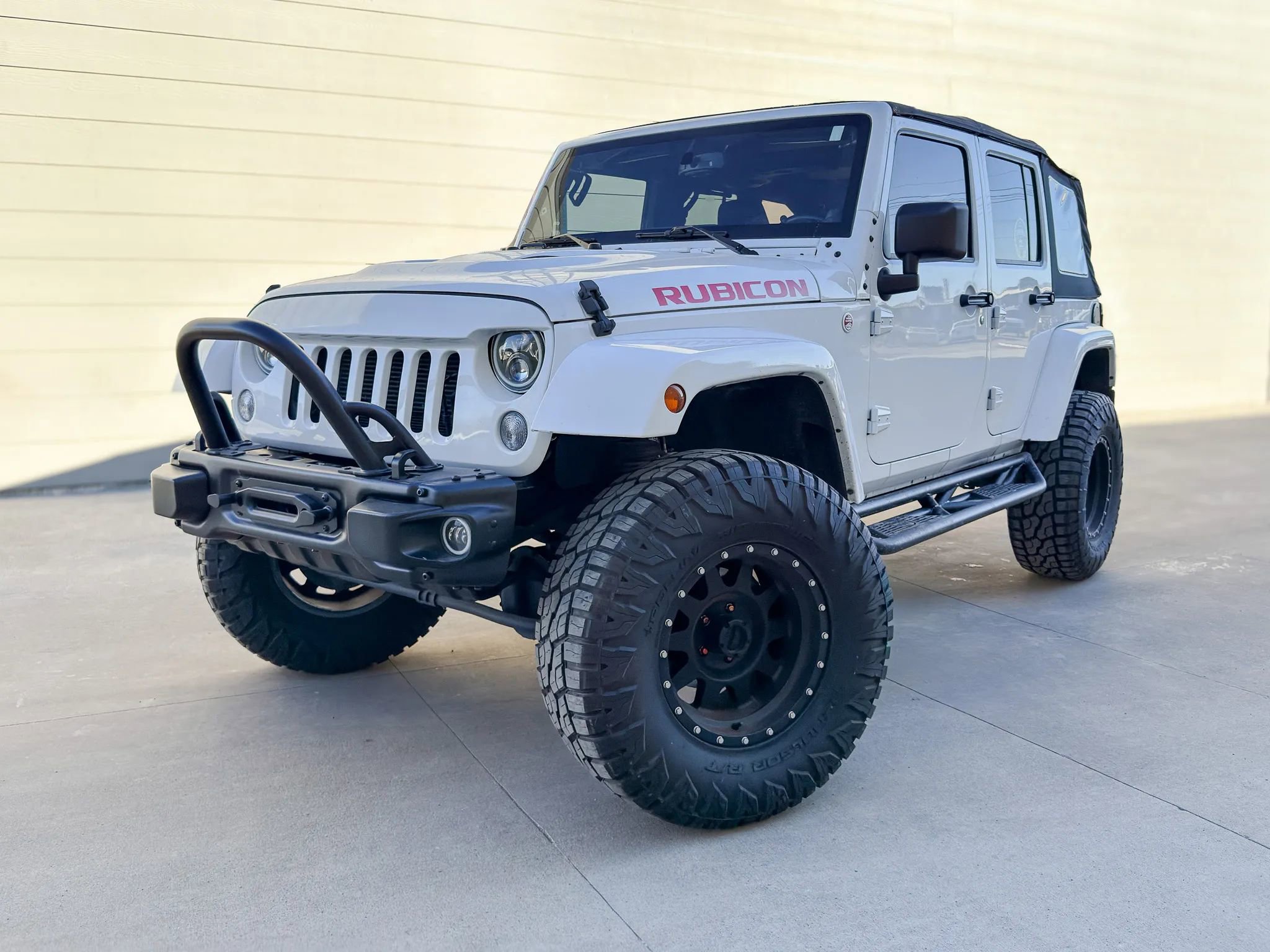 Used 2014 Jeep Wrangler Unlimited Rubicon image 3