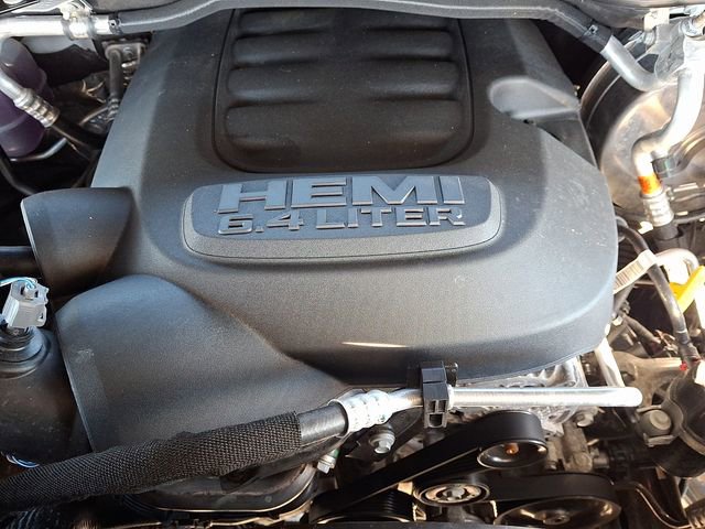 Used 2024 RAM 2500 Tradesman w/ Chrome Appearance Group image 27