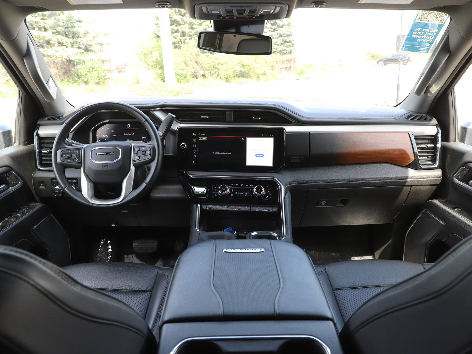 Used 2025 GMC Sierra 2500 Denali AWD/4WD image 17