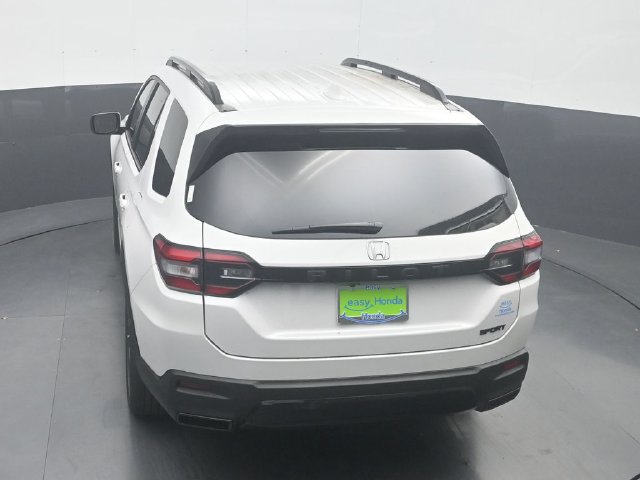 New 2026 Honda Pilot Sport image 23